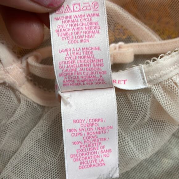 Victoria's Secret Embroidered Floral Lingerie Top - Picture 8 of 8